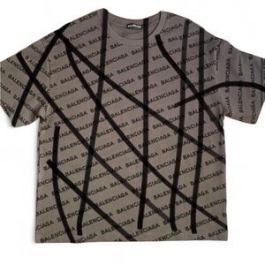 Fashion T Shirt - Medium